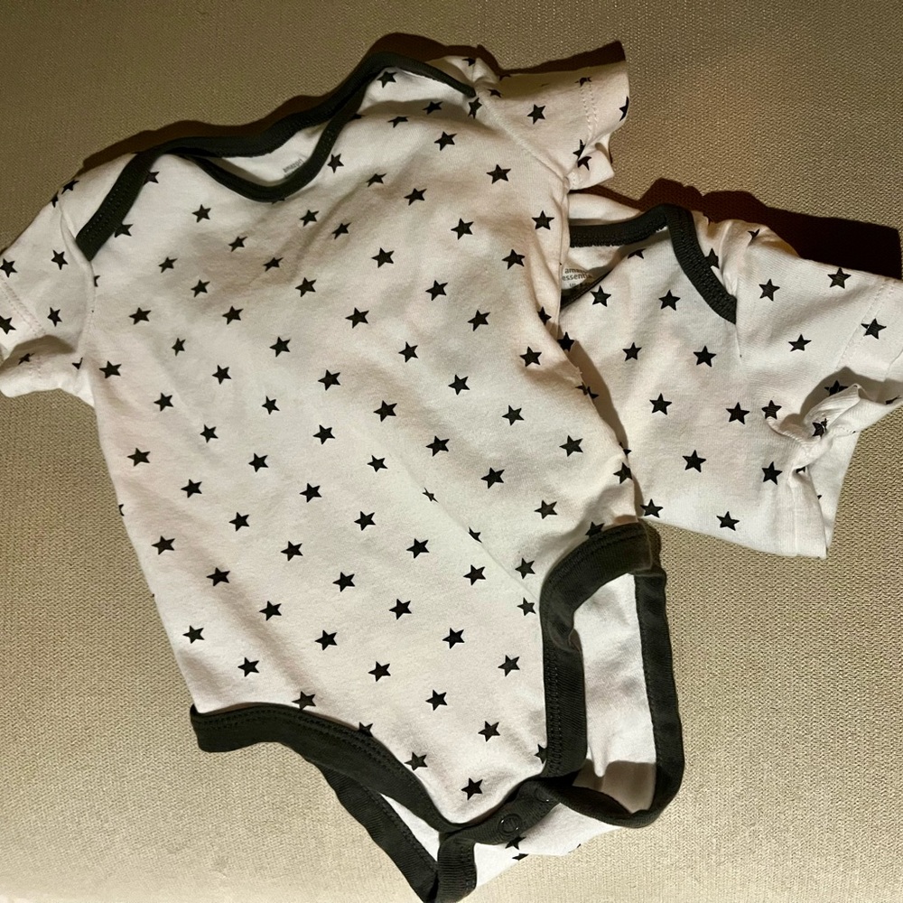 Amazon Essentials Starry White and Black Baby Onesies (3-6 months)